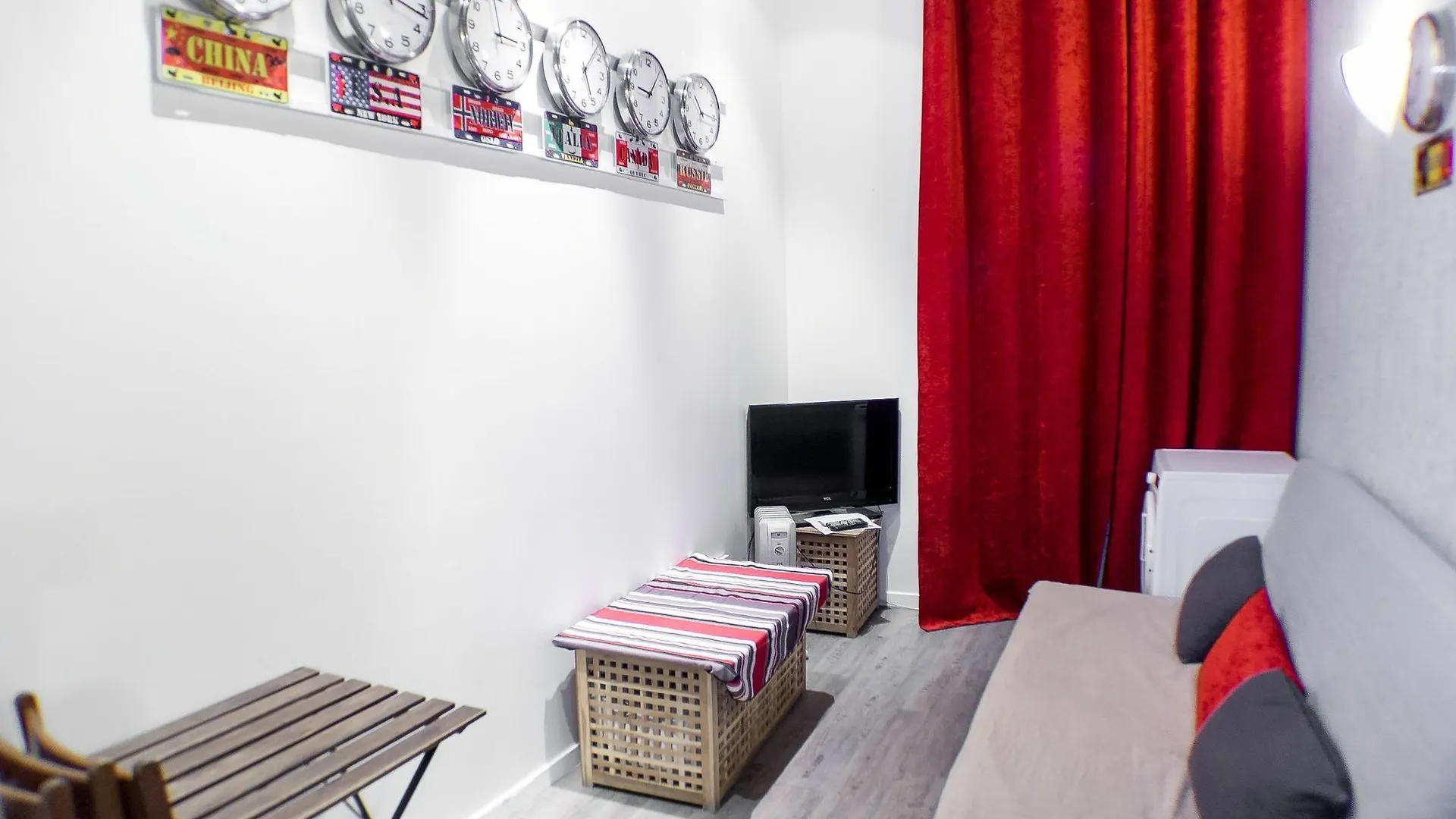 Apartment Studio Petit Pompidou Paris France