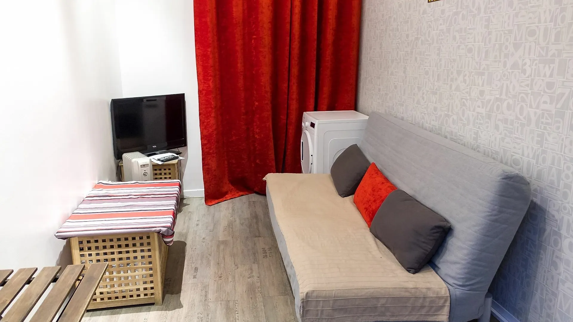Studio Petit Pompidou Paris